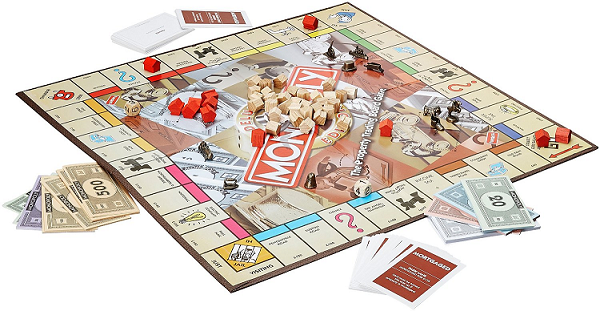 Travelling with grown up kids ? Our pick for card and board games